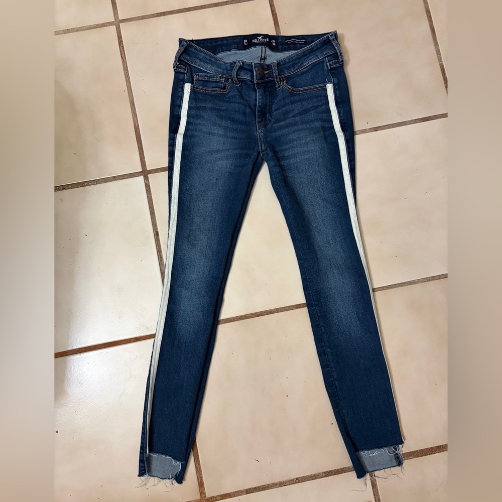Hollister Skinny Jeans with White Stripe Size 0R